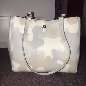 *Worn Once* Dagne Dover Camo Print Tote